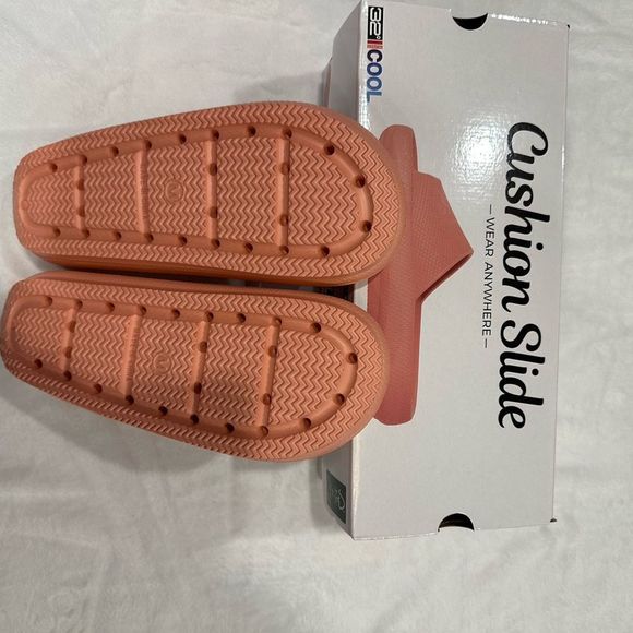 32 Degrees Unisex Cushion Waterproof Slide Sandals NIB - Picture 6 of 6